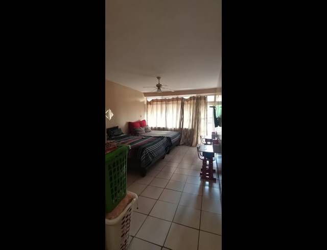 1 BEDROOM APARTMENT FOR SALE IN EMPANGENI CENTRAL
